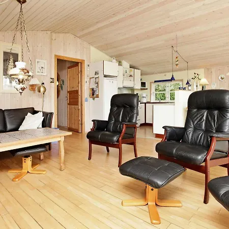 6 Person Holiday In Hemmet